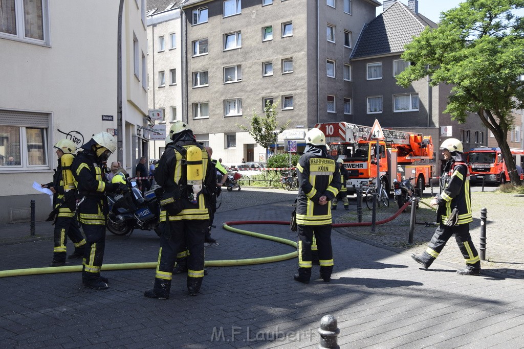 Explo Feuer 2 Koeln Kalk Hoefestr P081.JPG - Miklos Laubert